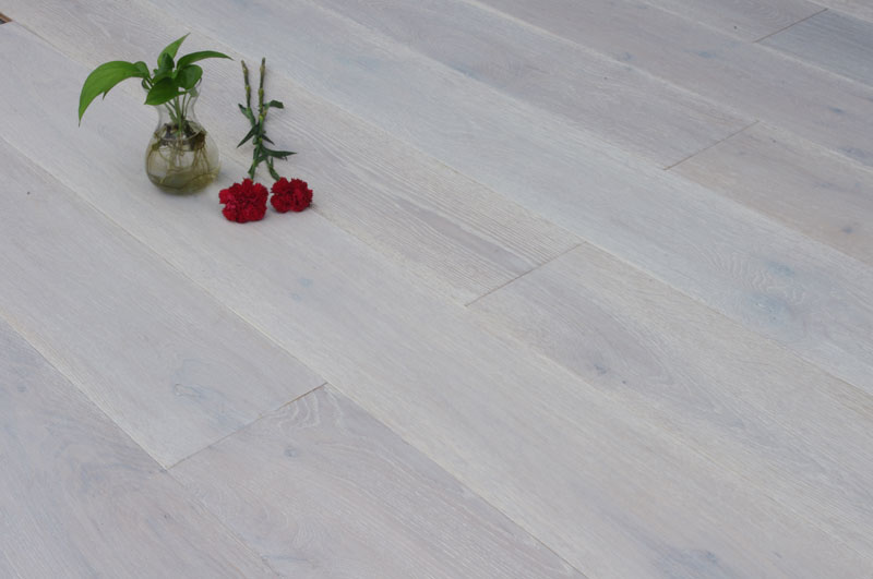 Oak Emboss&white oil